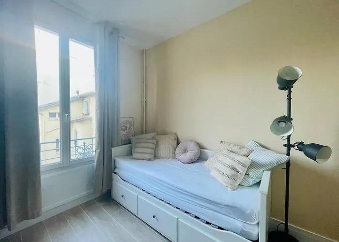 Апартаменты Cozy Renovated *
